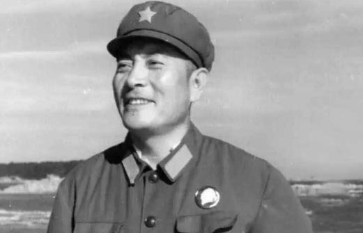 1968年，第38军113师直连的某副连长探亲归来，从于家庄火车站下车。他给连里