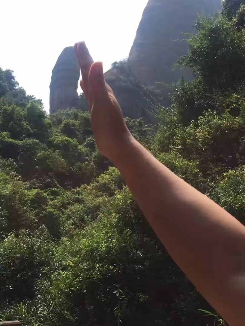 这个动作帅，韶关丹霞山的阳元石突然又火了🔥🔥🔥世界遗产广东丹霞山只要不上