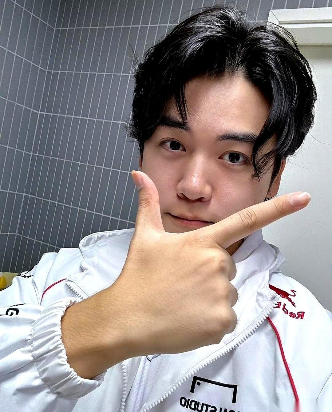 T1的太子爷，Gumayusi，要去KT了。跟BDD联手。听韩国那边的朋友说