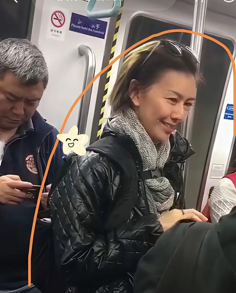 大陆的艺人，为什么能那么拽？我最近看到有人在新加坡偶遇孙燕姿，她一个人坐地铁