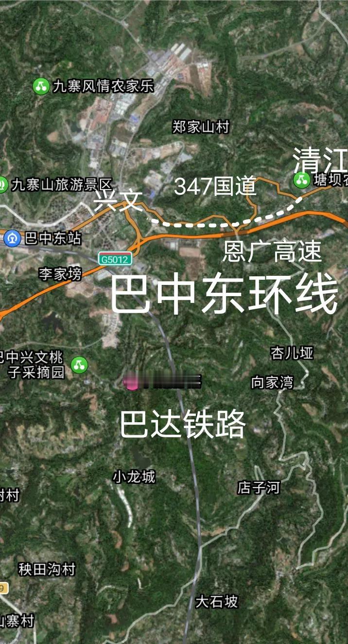 通车倒计时，巴中兴文互通至清江工业园段正在建设一条快速通道(巴中东环线)，目前进