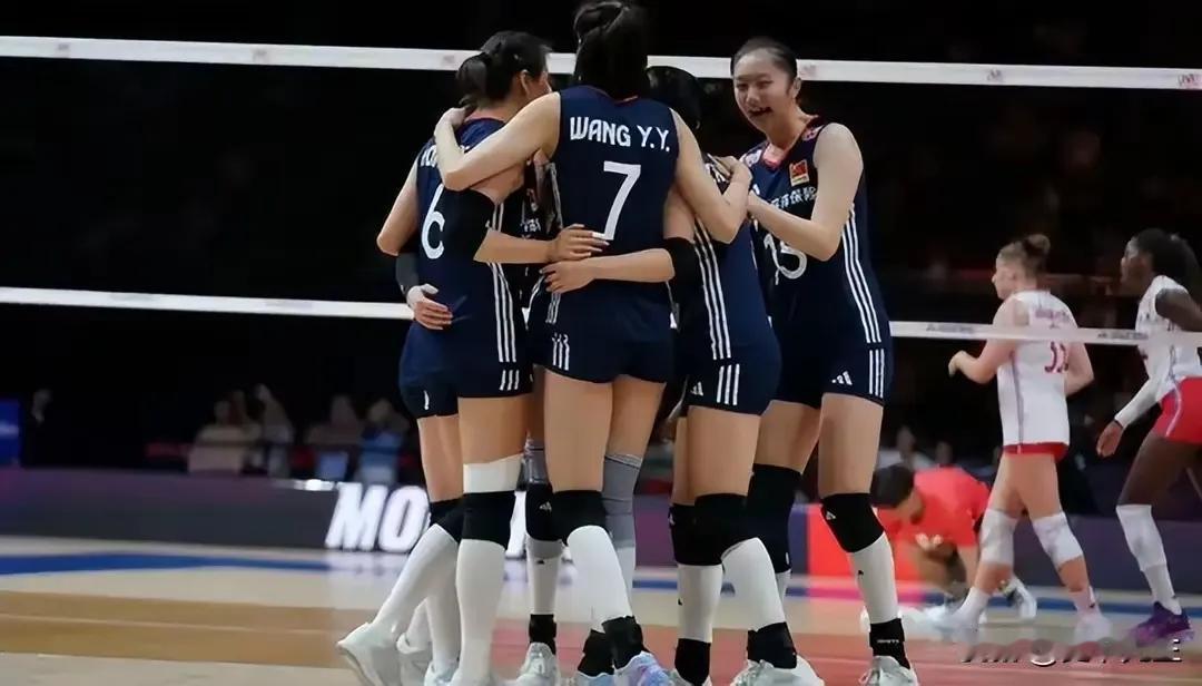 中国女排在世联赛三站比赛，一站比一站打的好。2025年世界女排联赛分站赛结束了，