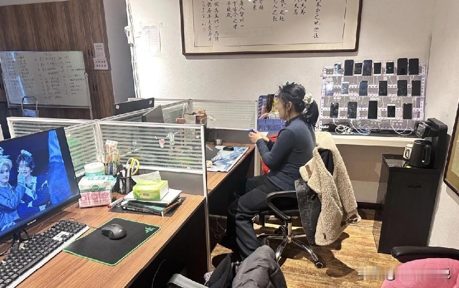 今天跟面了一个33岁的候选人，在前期沟通还有候选人填的面试登记表上，已经知道了候