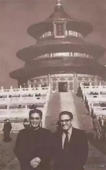 特朗普此次访华，为什么要去参观天坛，而不是故宫或长城呢？特朗普此次访华，中方