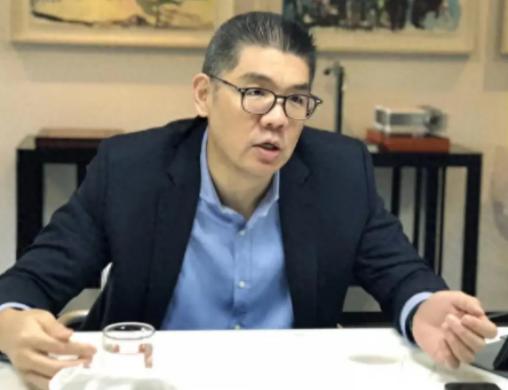 所有人都以为两岸最大的底牌是军事。错了！连胜文点破了真相：真正能一招锁死台湾的，