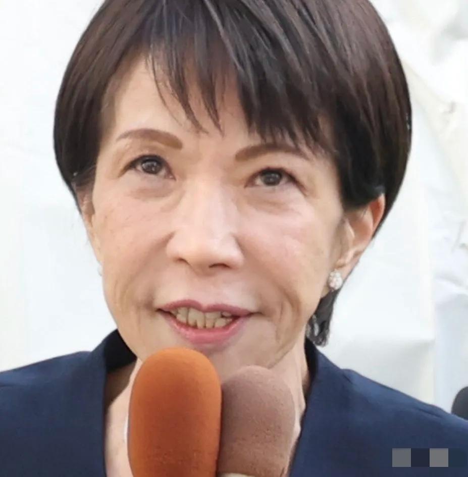 重磅消息！高市早苗再次点名中国、俄罗斯。当地时间2月20日，高市早苗在第二任期首