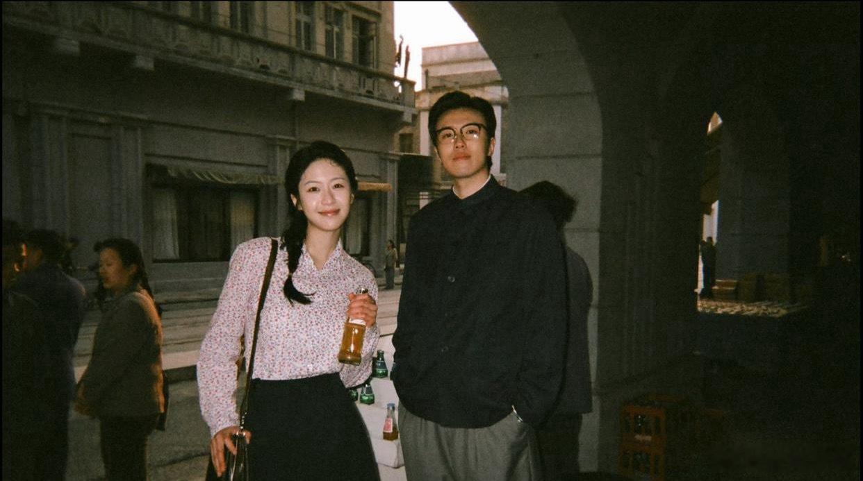 1.张哲华资源好的很大一部分原因是他不作妖、不惹事，演技不错还便宜，所以很多剧组