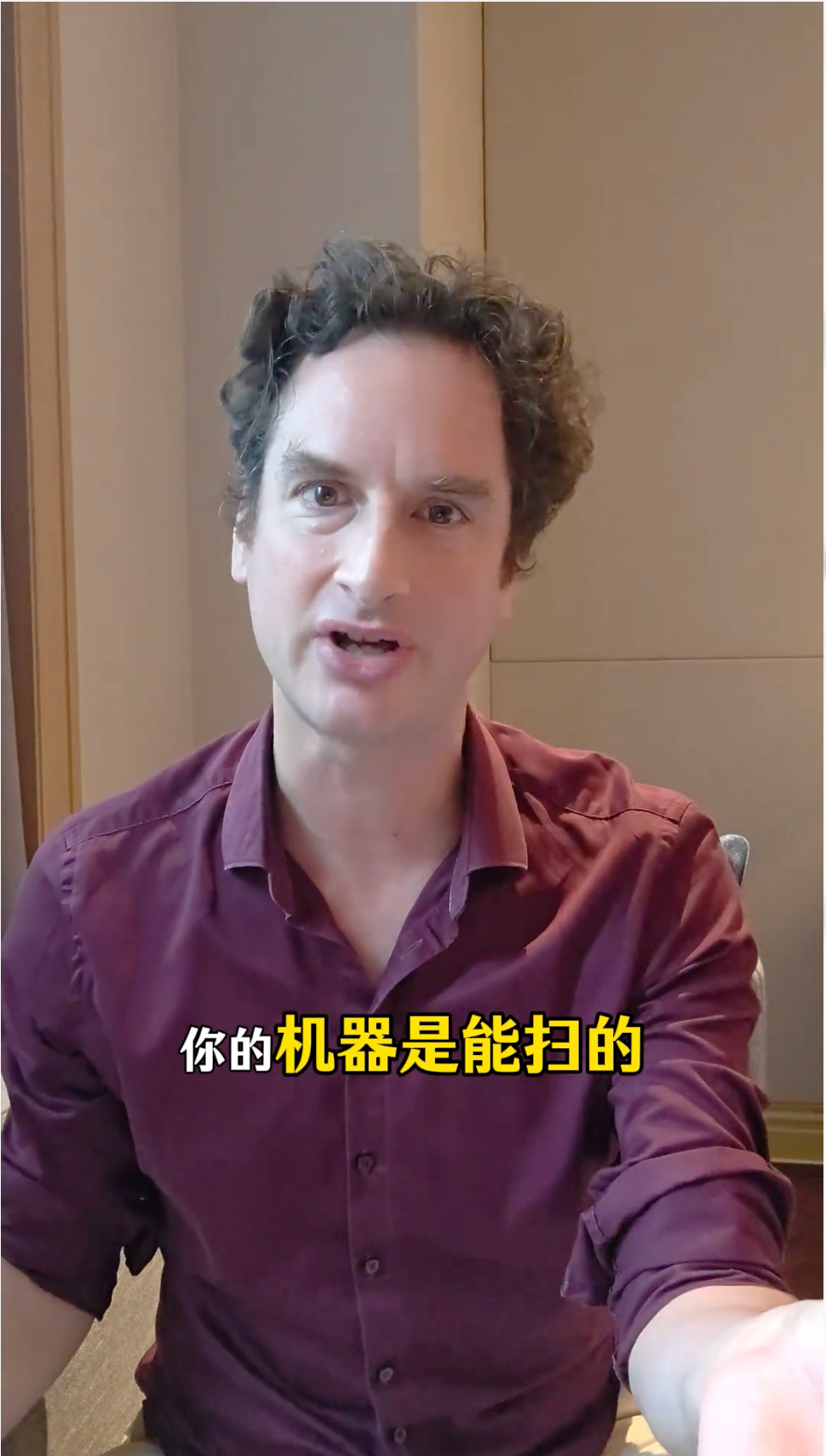 扫码全都放行，唯独外国人被拦，高铁进站冲突真的是歧视吗？最近一段高铁进站争议引发全网热议，一名法国博