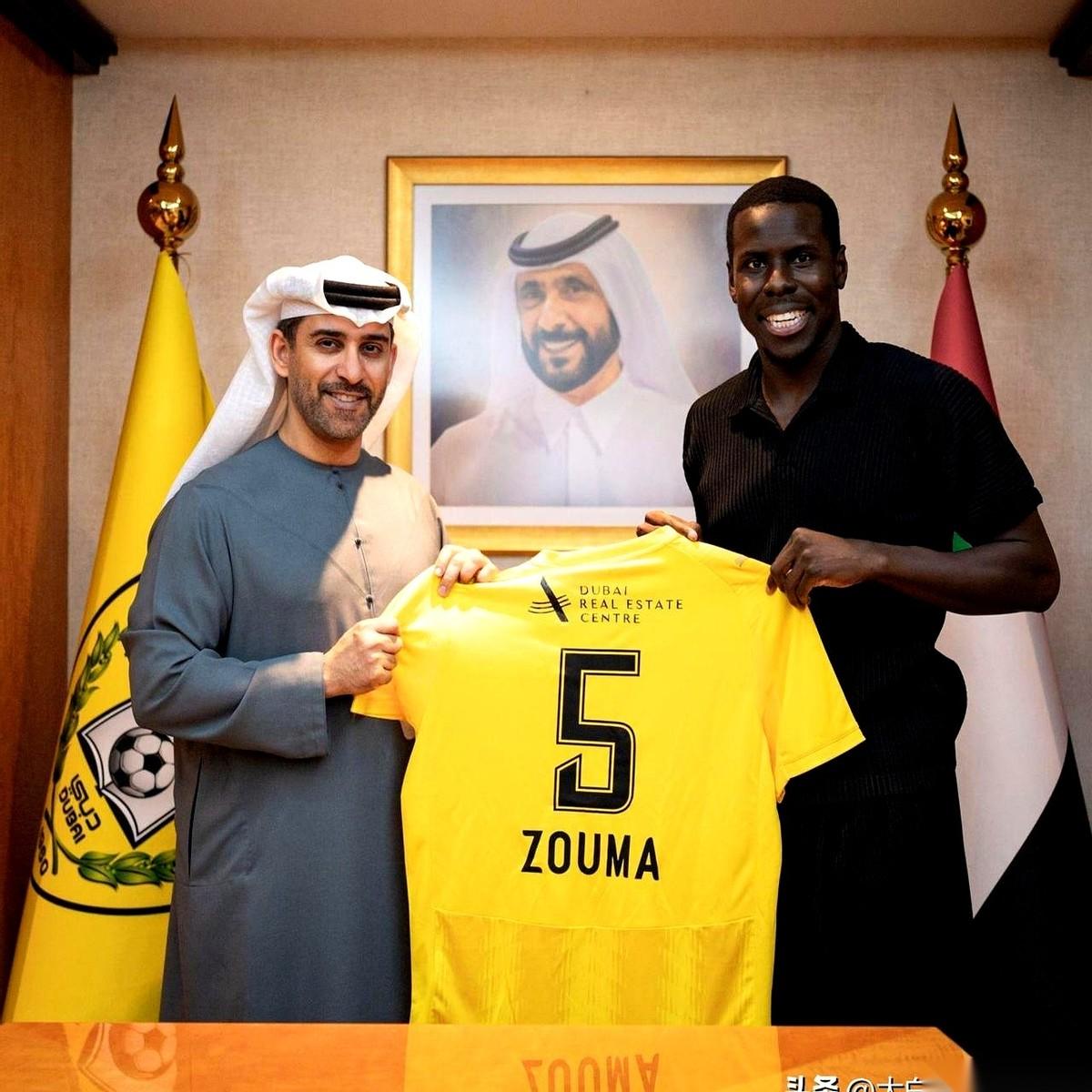 “祖马，来不了了！”就这一句，像刀子一样扎进了山东泰山球迷的心窝。多少人守着手