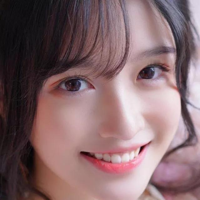 甜美笑容，元气满满的一天！😊✨少女感笑容少女的笑容元气满满的微笑萌萌哒笑