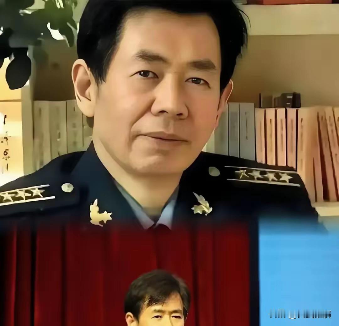 真是怪事年年有。一个研究打仗的军人，反倒被一帮人追着骂，说他太爱打仗。戴旭被