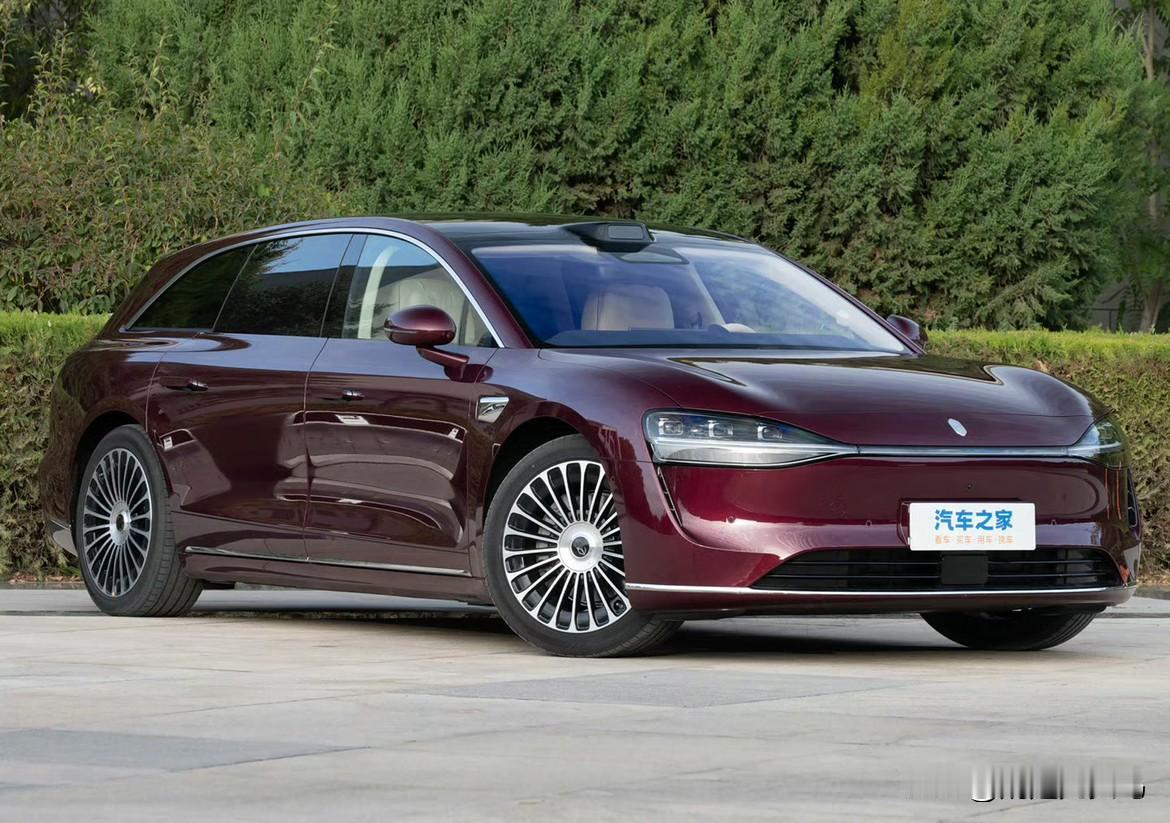 享界S9Tvs蔚来ET5T该怎么选？网友投稿：“博主你好，最近打算买旅行