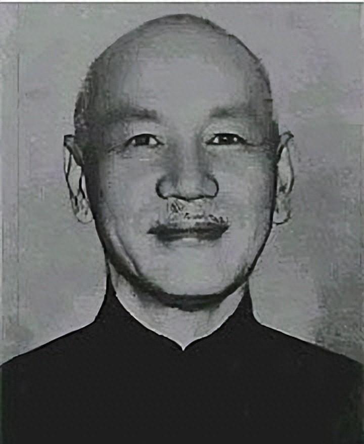 蒋介石当年坚决不让姓蒋的后代参与，没想到最后蒋家却被自己的后人代表了1988年