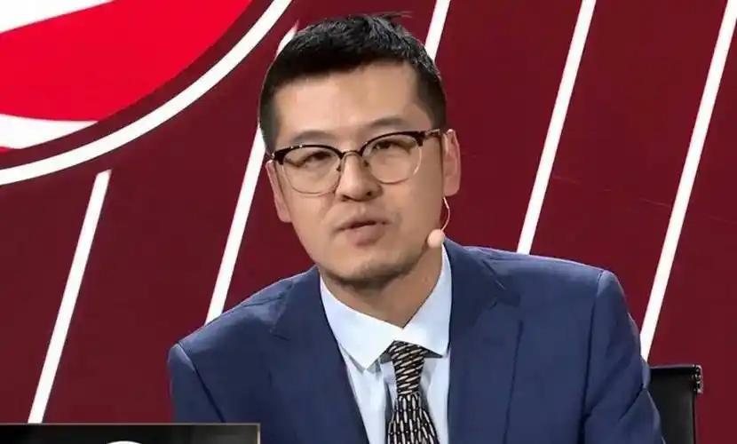 郭士强不是神医，治不了男篮的“心病”。连败后杨毅一语道破天机：不是战术落后，是态