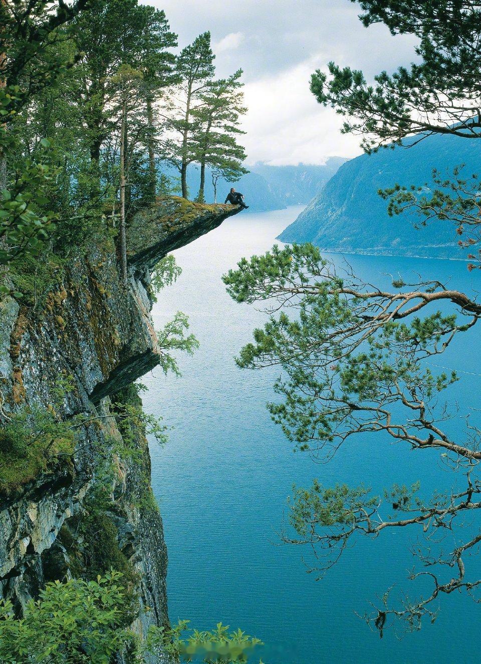 【这里是挪威】盖朗厄尔峡湾（Geirangerfjorden）一直以来都被公认为