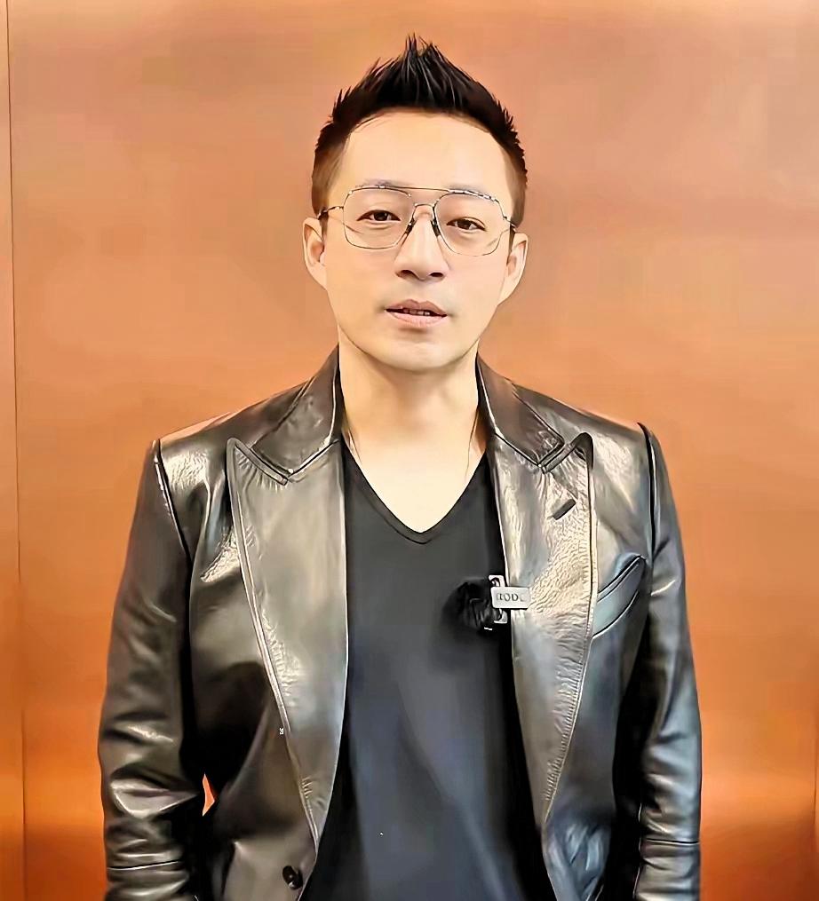 我想，小汪总肯定也没想到，事情已经朝着不可控制的方向发展了，现如今，可能张兰