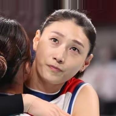 金延璟代表韩国女排打国际比赛时，压根儿不惧朱婷，但加盟上海女排打排超联赛那会儿，