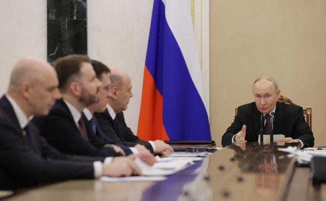 普京：是时候让我们的石油和天然气公司分享利润了当地时间3月23日，俄罗斯总