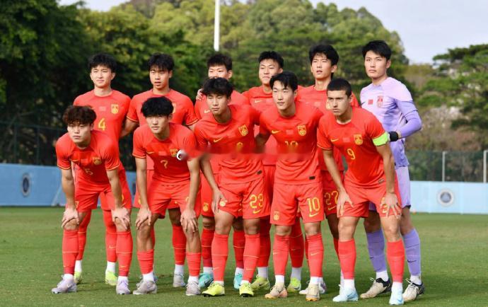 中国U20国青大名单出炉👇u20亚洲杯上海海港足球俱乐部：蒯纪闻上海申花