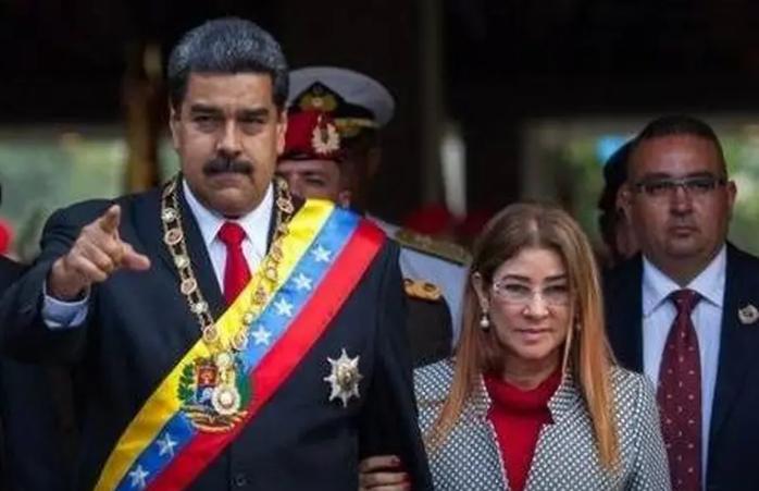 美国不仅私自抓捕了马杜罗和其夫人，还宣称要让其在美国接受刑事审判！如果联合国任