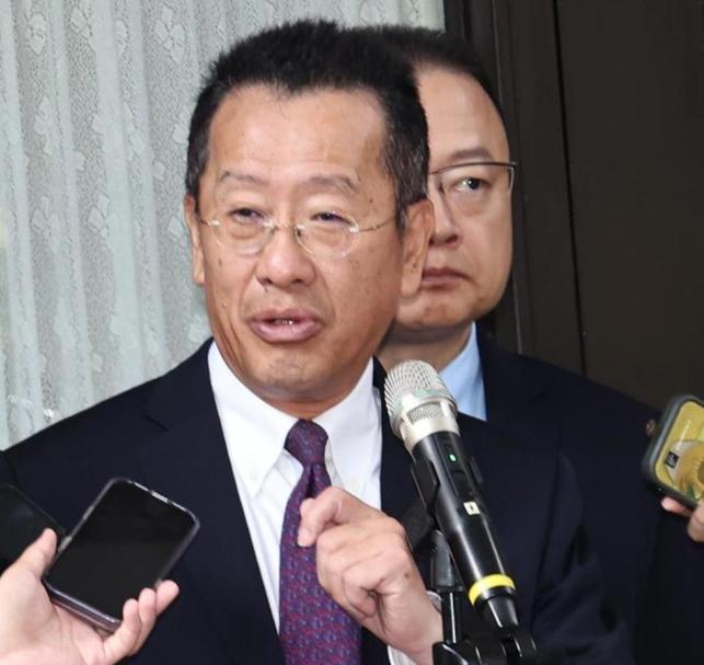 台“防长”顾立雄对外表态，10月6日，台湾地区防务部门负责人顾立雄亲口确认：美国