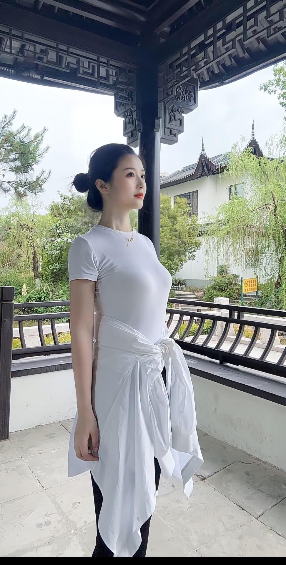 人有千面。心有千变！学会随遇而安！