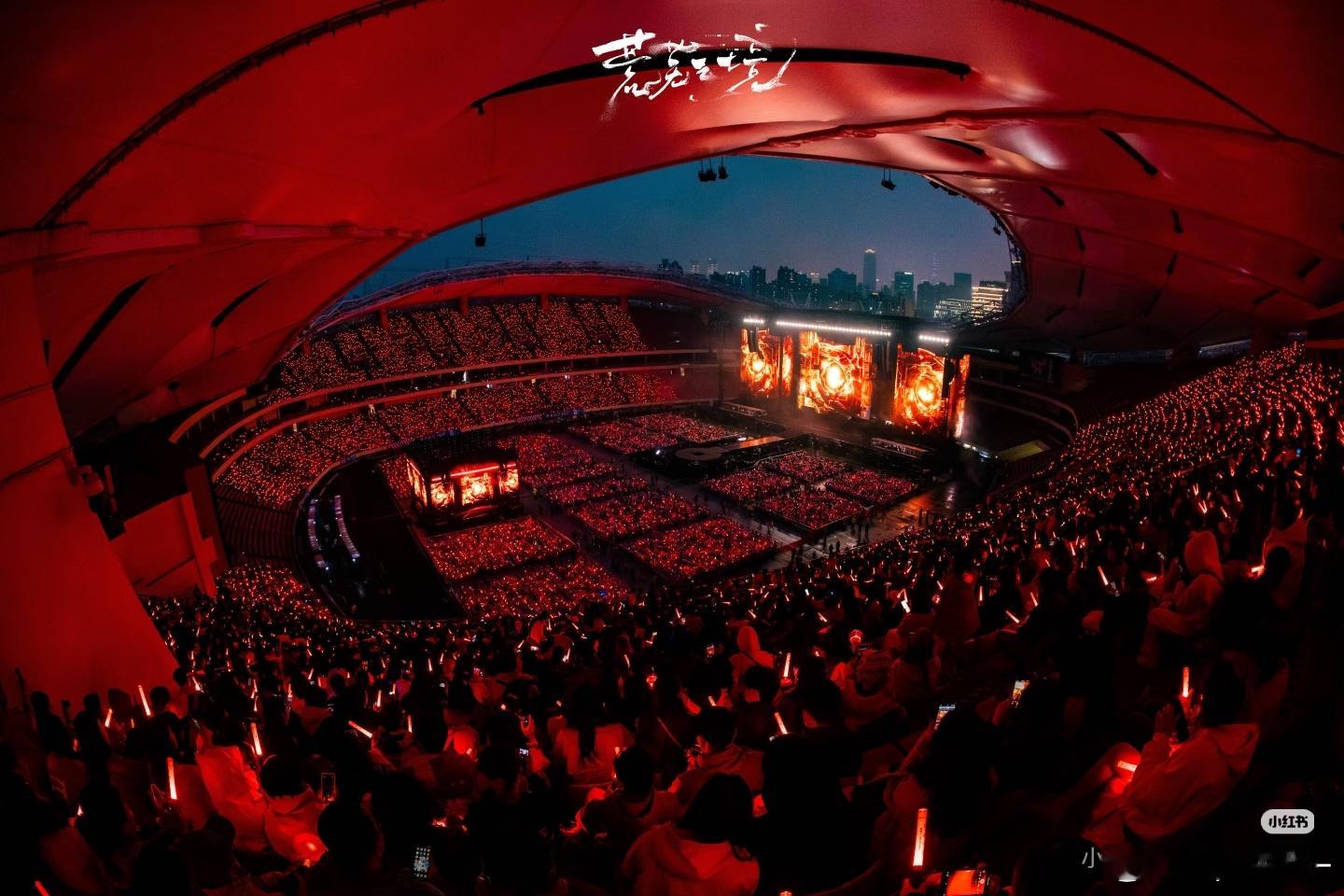 陈楚生歌王含金量2025年陈楚生荒芜之境巡演场场爆满，今年荒芜之境2.0体育