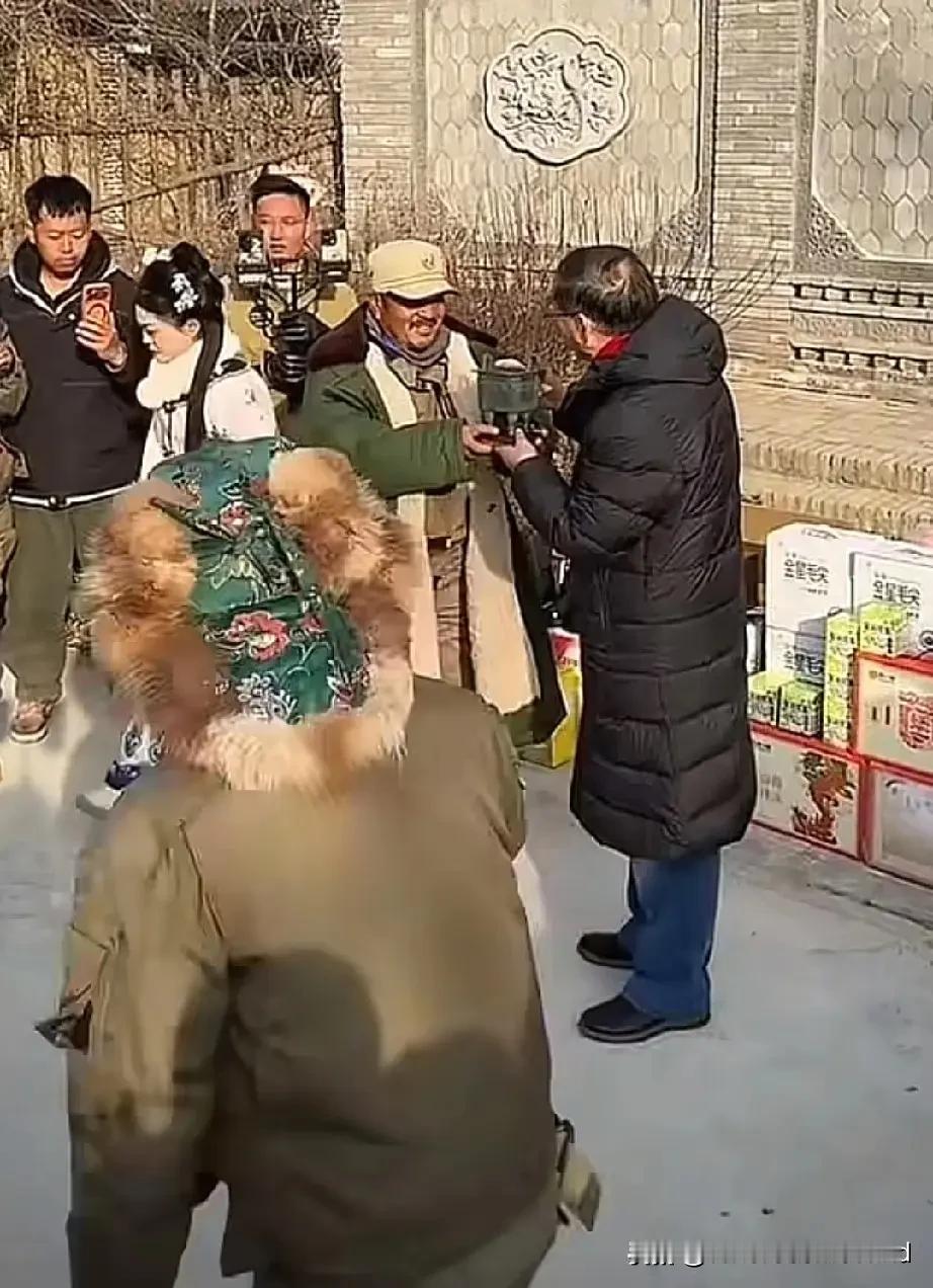 东天山驼队终点失足，这是胜利冲昏了头脑。但是，别骂蒋晓亮了！他不是骗子，