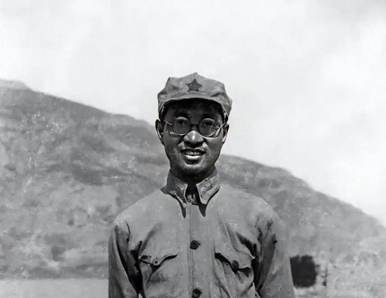 1938年，神头岭大捷之后，陈赓蹲下细看日军尸体，发现这帮人装死是真下过功夫，细