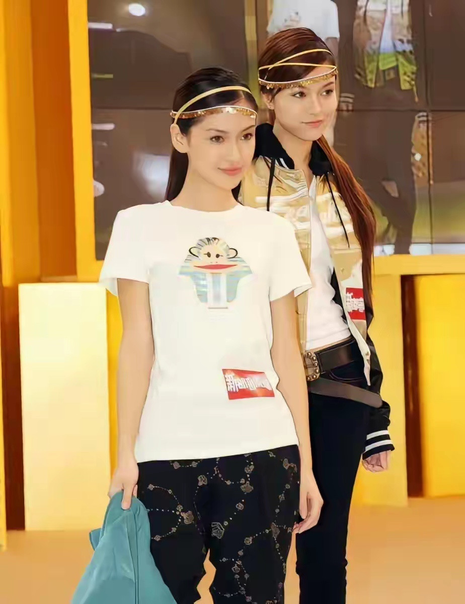 baby真的应该感谢跑男和黄晓明她和文咏珊一起闯荡港娱，看脸，baby更胜一筹