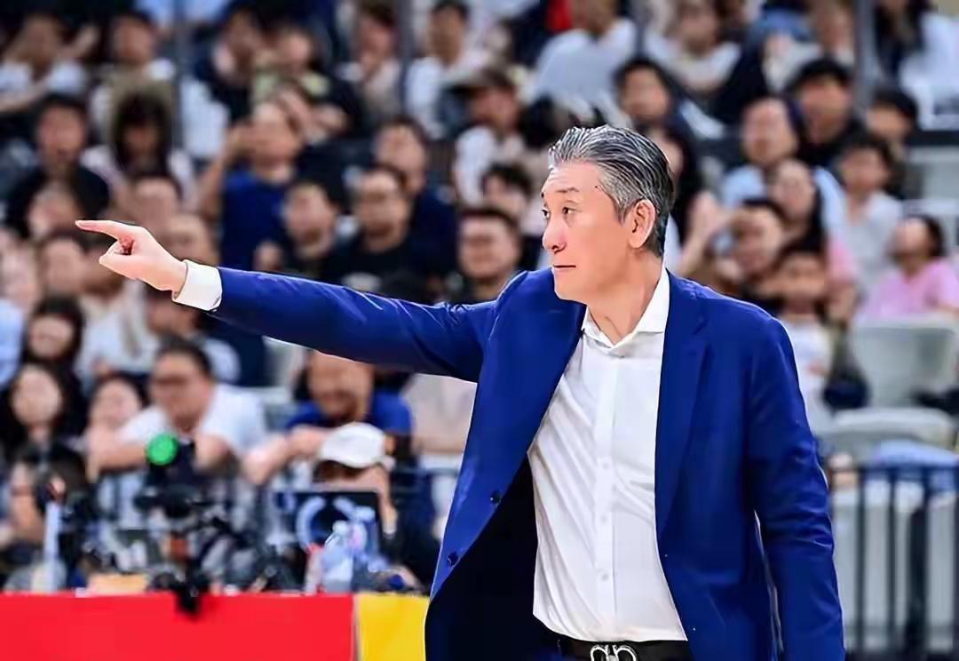 深圳男篮到底是为了报答邱彪，还是真的太过轻敌，总之意外的输给山东男篮之后，也让俱