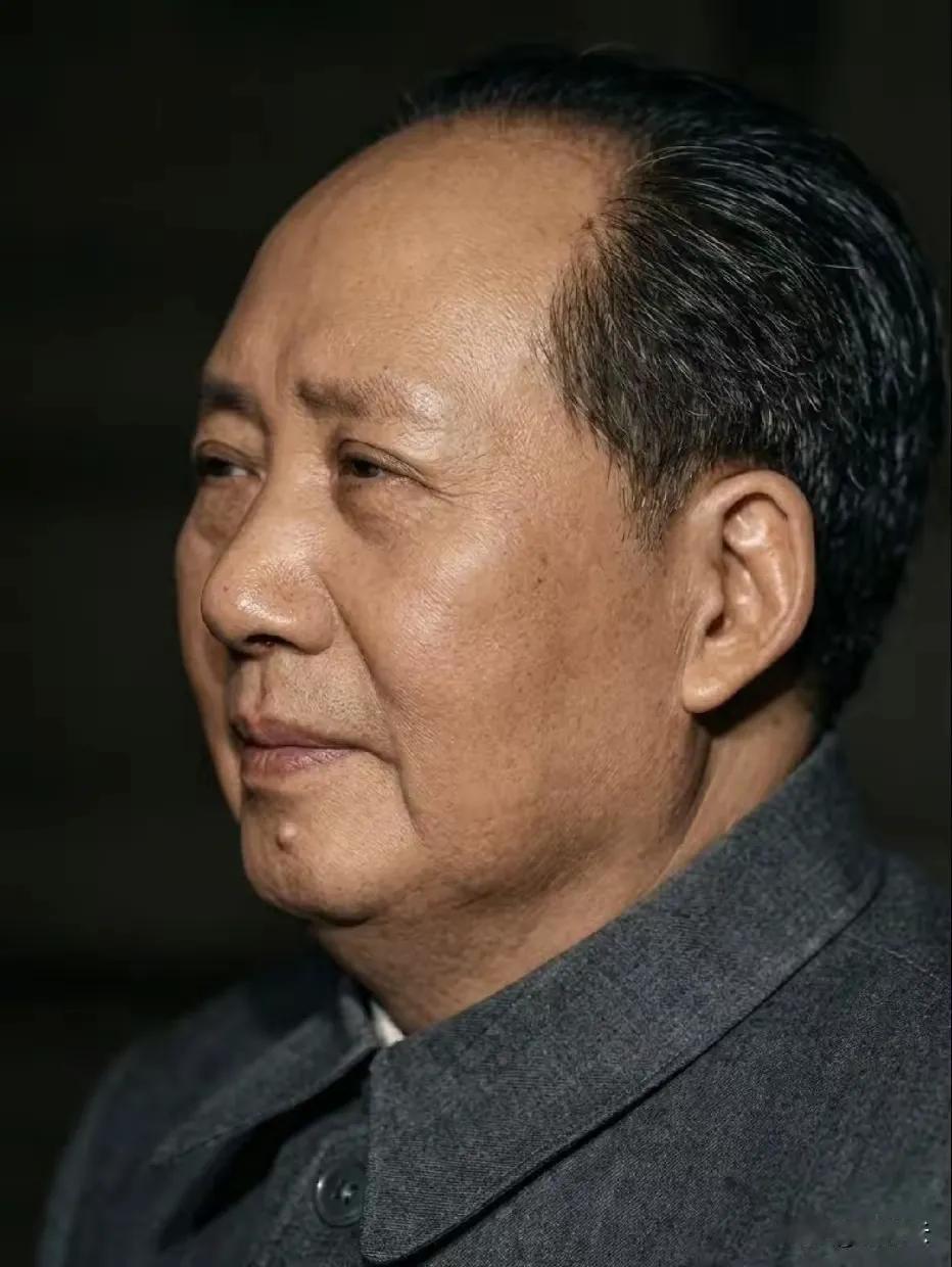 一生为我们人民服务的毛主席，人民想念您，您为了让人民过上幸福的日子，为了把老百姓