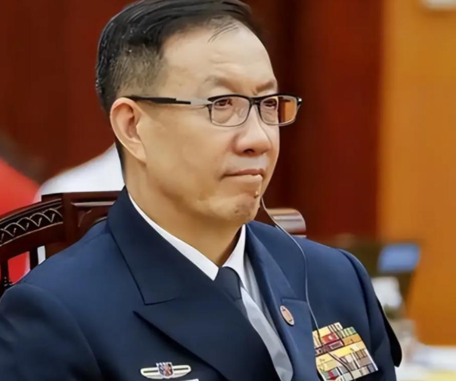 台湾的天彻底塌了。7月31日，国防部直接放话：谁搞台独，谁找外人来帮忙打仗，
