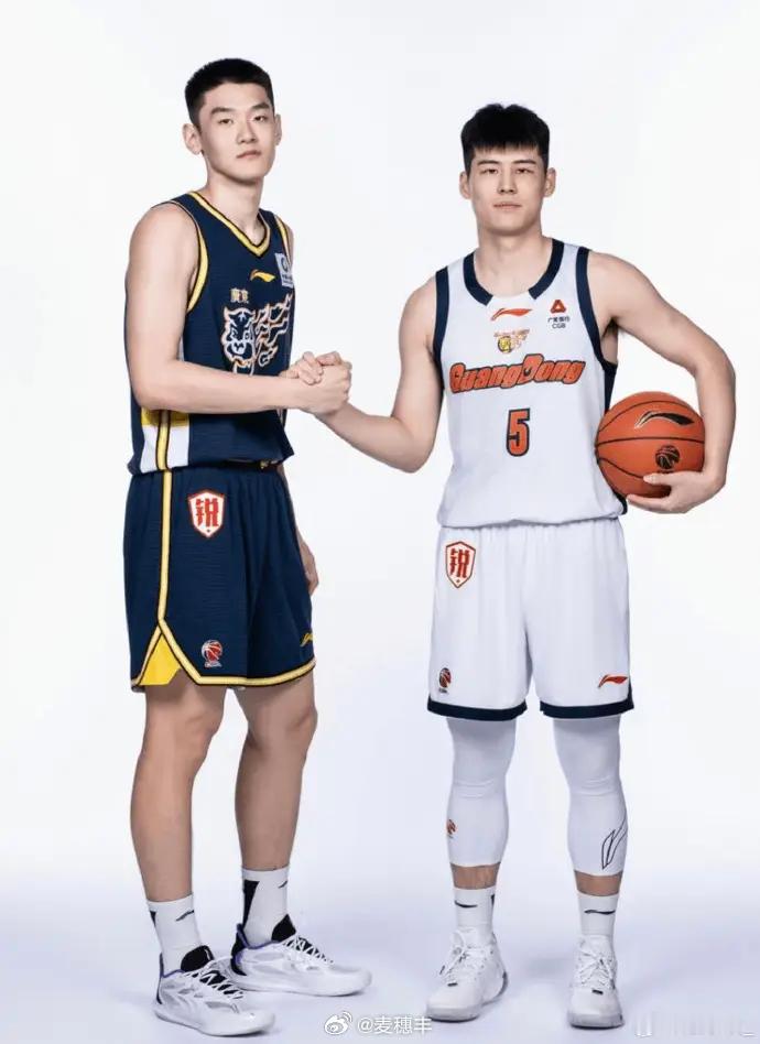 好好成长，新一代双子星，以后靠你们了。金秋观赛季广东宏远