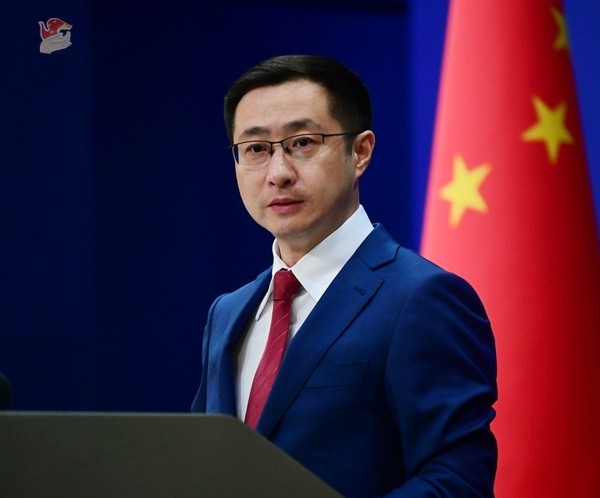 外交部回应伊朗遇袭，愿推动和谈在13日的外交部记者会上，林剑针对以色列袭击伊