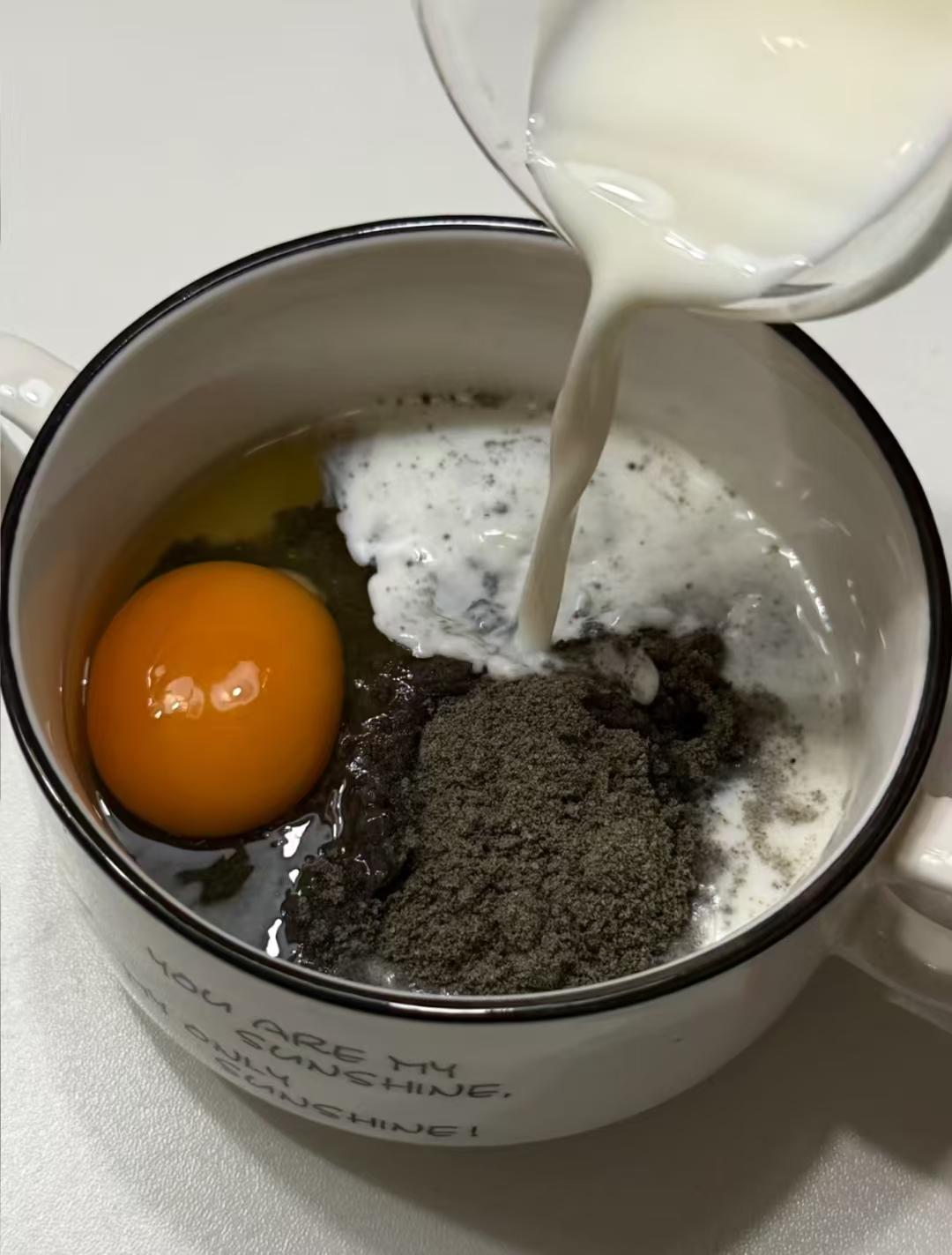 老了以后一定要舍得吃这6样：1、鸡蛋老了鸡蛋别总省给孩子。一天一个，不是