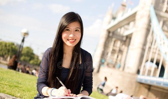 中国留俄女生失联后确认离世，曾因语言问题遭同学欺凌近日，20岁中国留学生张