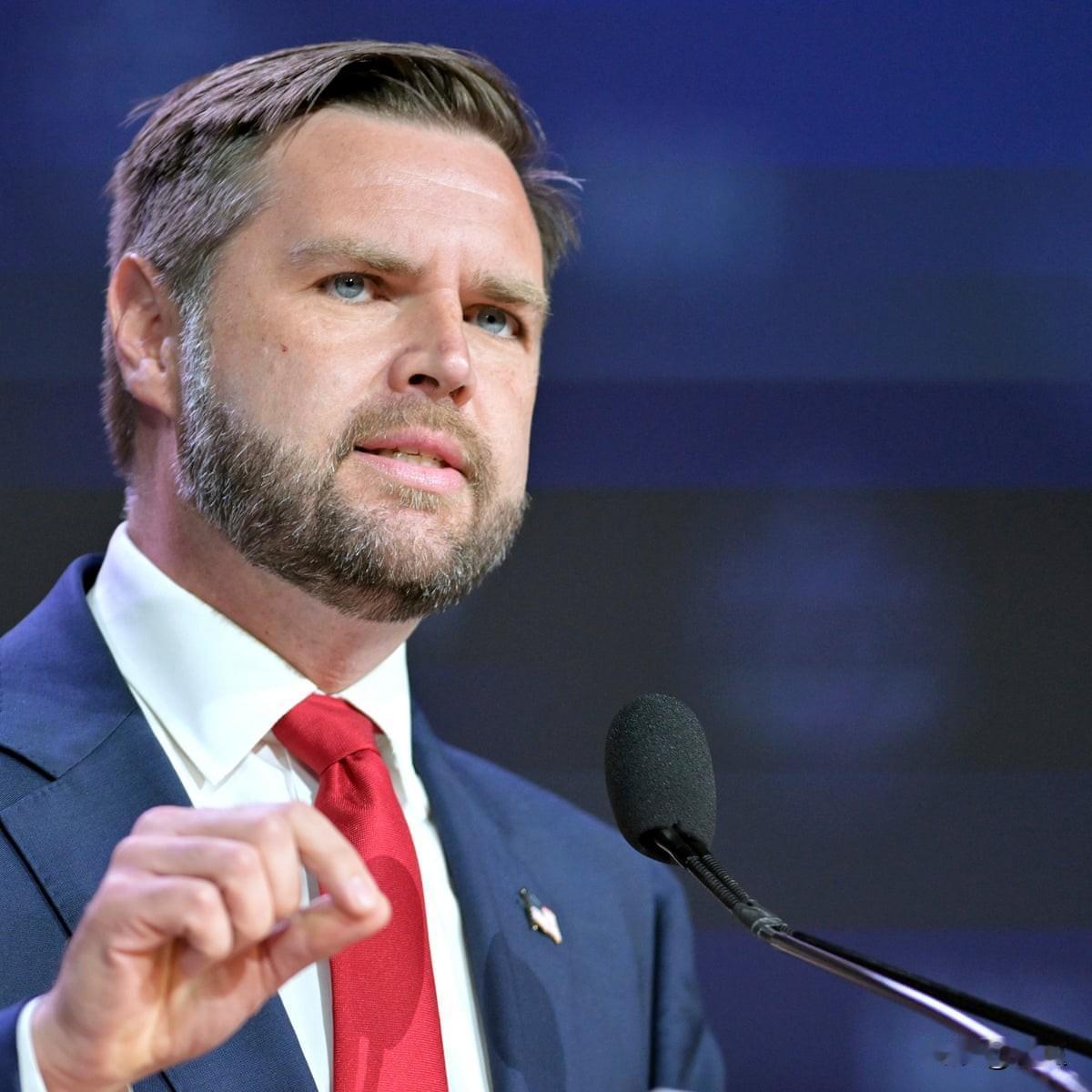 看万斯是如何把“反犹主义报道”引申到“反移民”的。美国副总统万斯在X上转发了