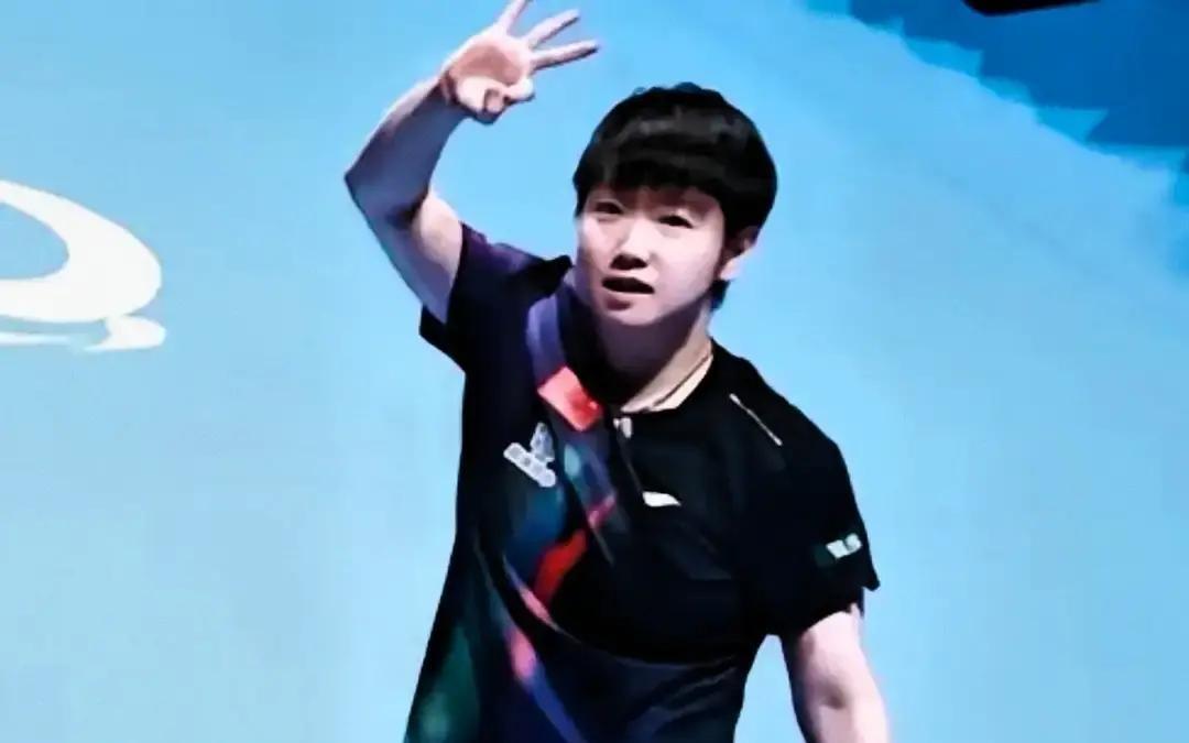 谁能想到孙颖莎竟是国乒隐藏的隐形小富婆很多人只知道孙颖莎赛场成绩亮眼，却没发