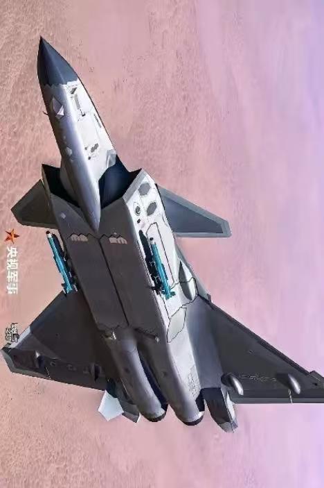 说一个对美国很残忍的事！以目前的技术水平，9架F22或许可以击落一架不带无人僚机