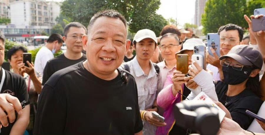 于东来刚退休就