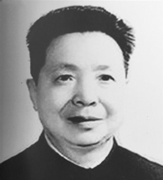 71年主席得知谭启龙境遇，嘱咐周恩来：他的情况我清楚，安排工作71年9月的一个