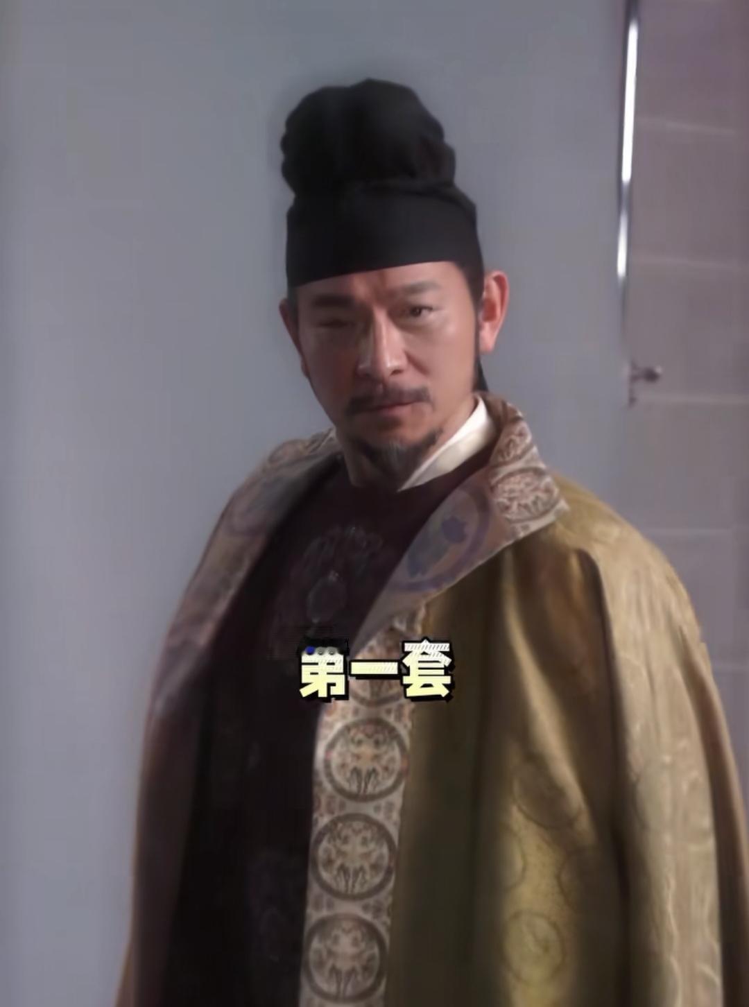 刘德华说出演《长安的荔枝》，纯属被大鹏套路了。大鹏采访时说过，《长安的荔枝》杨国