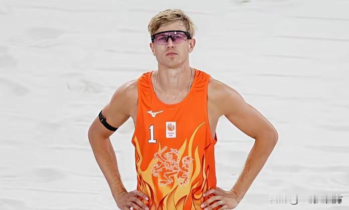 澳大利亚政府近日表示,将拒绝为2016年被定罪在英国强奸一名12岁女童的30岁荷