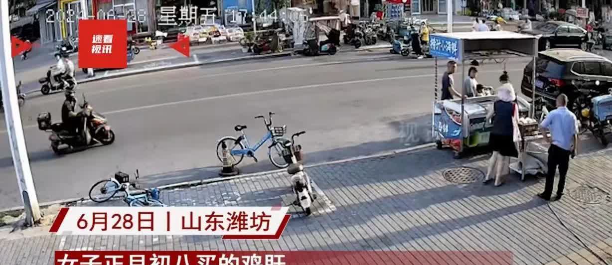 “估计警察都想报警！”山东潍坊，女子大年初八买的鸡肝，第二天吃了说肚子不舒服想退