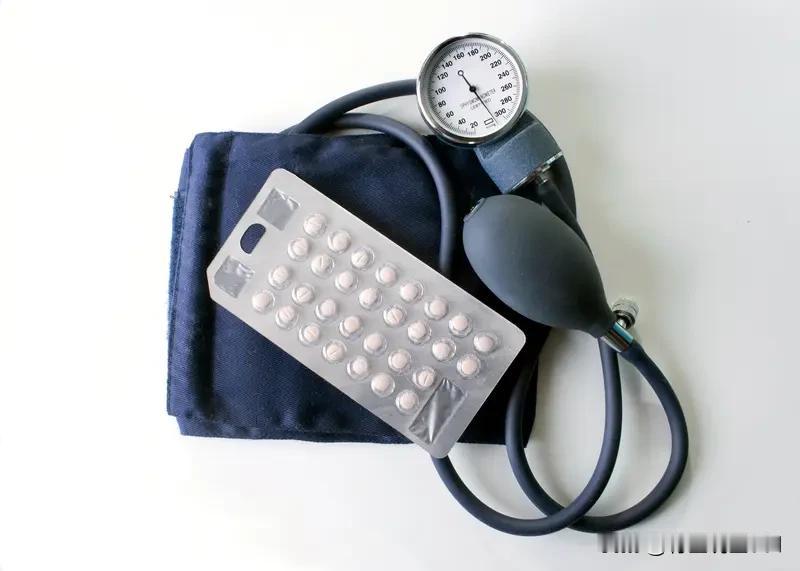 高血压别瞎调！4种证型对应4个方案，看舌象对症状就懂，大白话唠明白高血压调