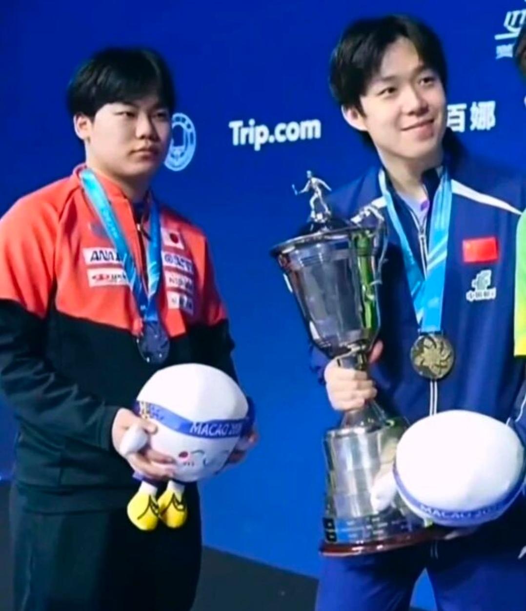 输了球，别丢人在刚刚结束的澳门世界杯男单冠军赛上，与王楚钦拼杀，获得亚军的日