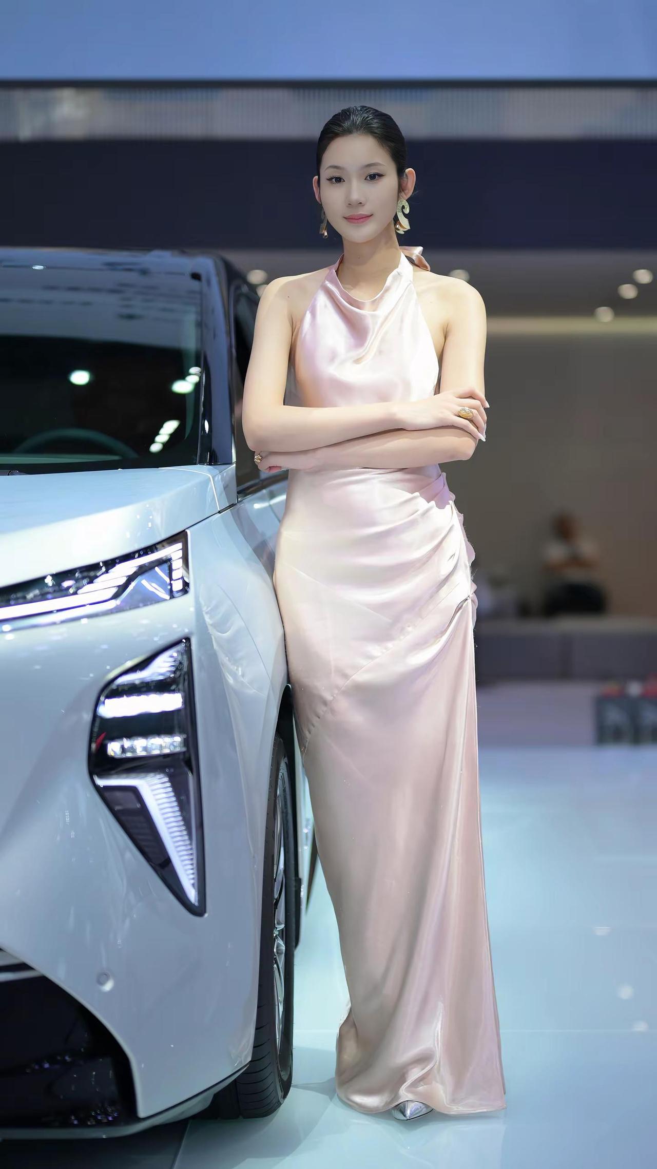 车模美女。美女车模车展现场车展车模车模