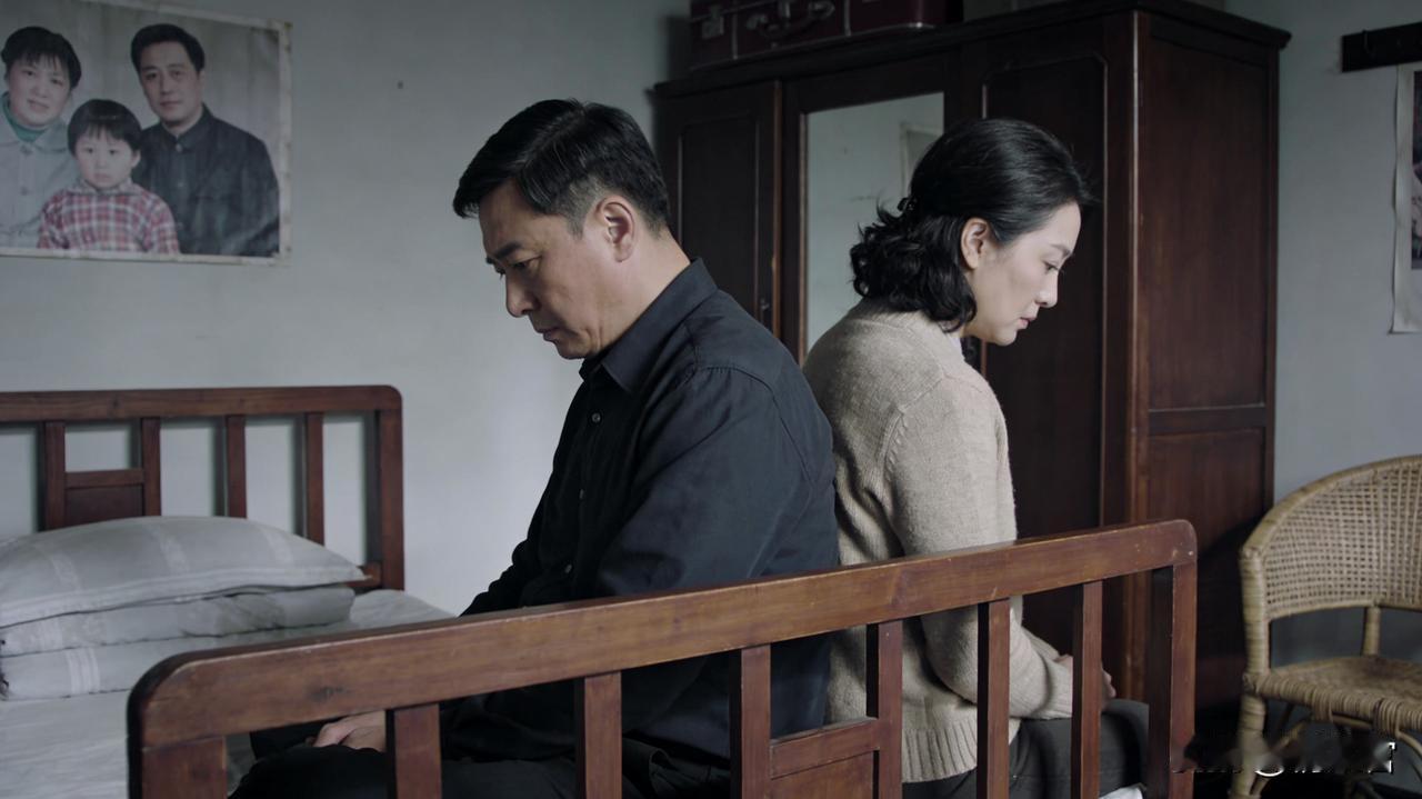 别再骗自己了！无亲密的婚姻，比离婚更伤人多少婚姻，表面完整，内里早已冰冷。