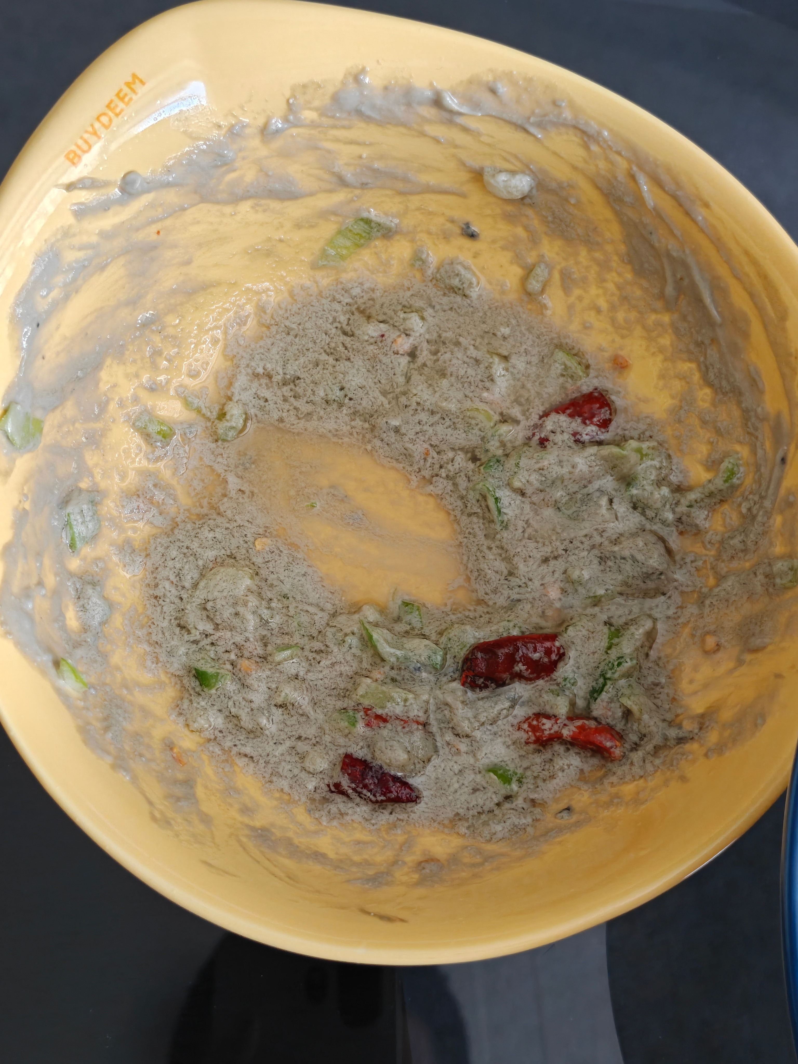 美丽中午做了臭豆腐拌面爱吃臭豆腐的和不爱吃臭豆腐的都沉默了